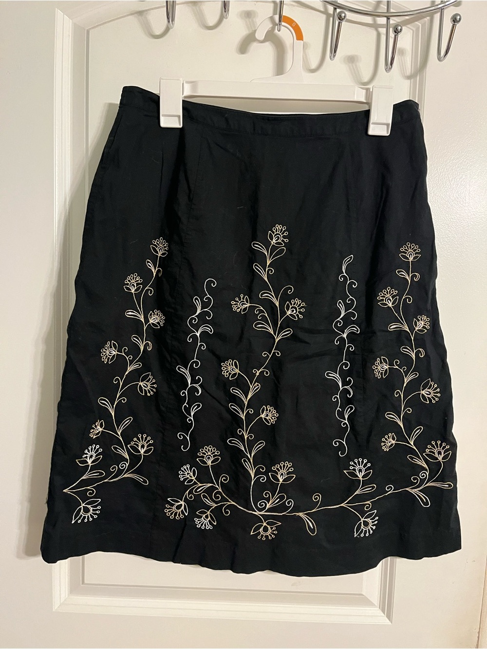 Willi Smith Black Midi Skirt with Tan Stitching - Picture 2 of 6